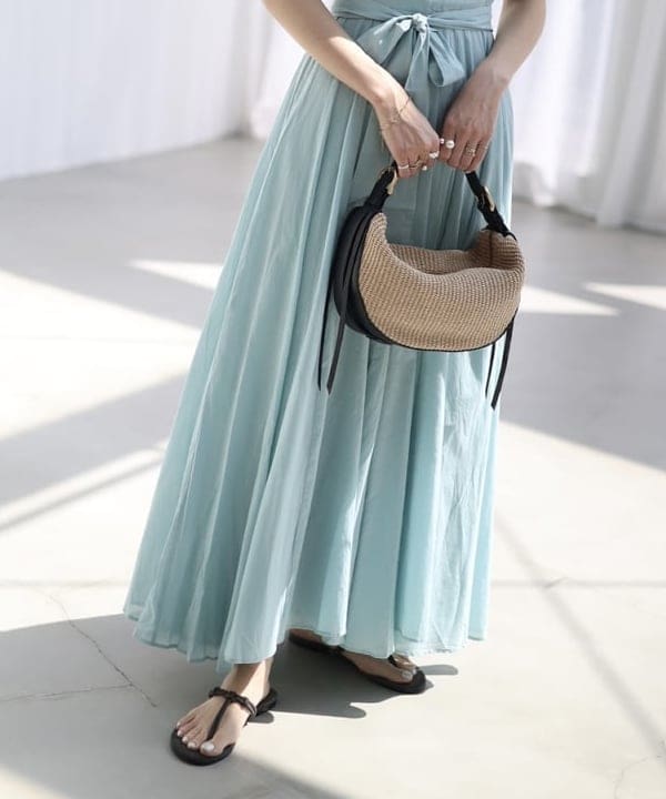 SANOさんの「BEAMS WOMEN｜LAOCOONTE / Elea スエード サンダル」を使ったコーディネート