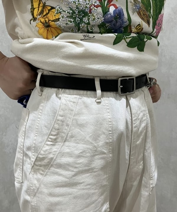 赤羽 花さんの「BEAMS WOMEN｜BEAMS BOY / 25mm WASH ベルト」を使ったコーディネート