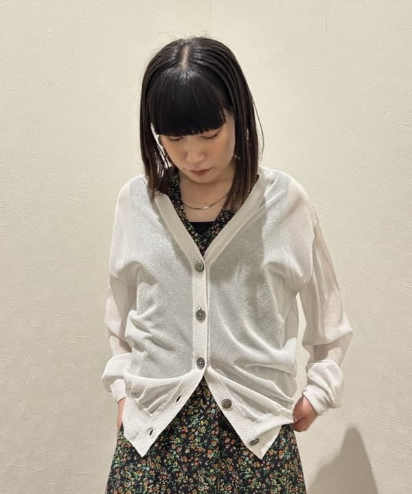 大槻 まひろさんの「BEAMS WOMEN｜VIOLAd&rsquo;ORO / SANDRO ラフィア 2WAY トートバッグ」を使ったコーディネート