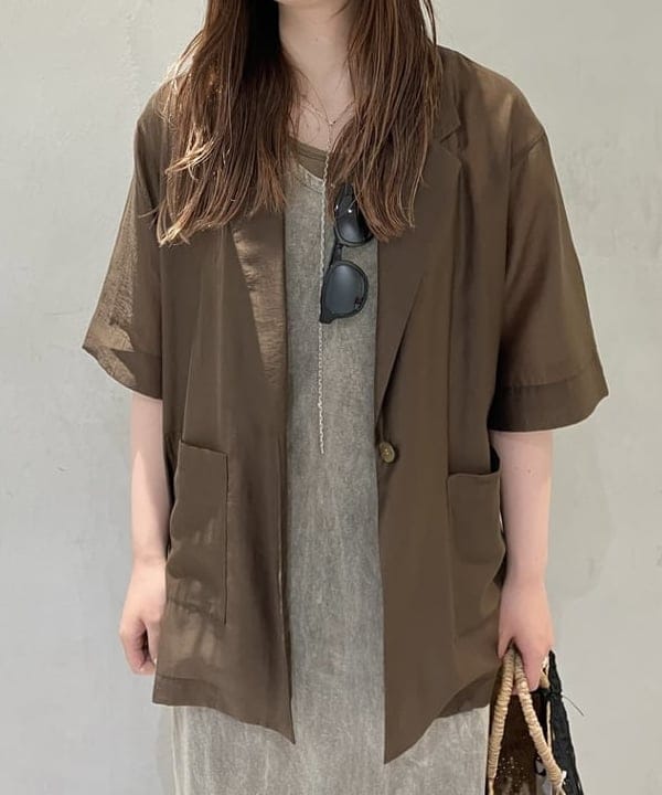 CHIHIROさんの「BEAMS WOMEN｜MARCHER &times; Demi-Luxe BEAMS / 別注 タッセル編み かごバッグ」を使ったコーディネート
