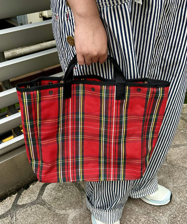 Kyooka Sayakaさんの「BEAMS WOMEN｜Atlas Screen Printing / Songbird Tee」を使ったコーディネート