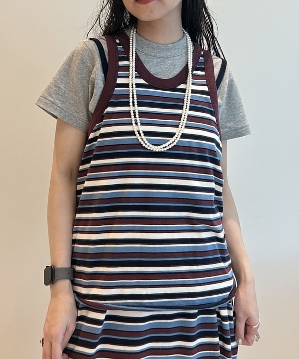 清水 彩乃さんの「BEAMS WOMEN｜マルチボーダー タンクトップ」を使ったコーディネート