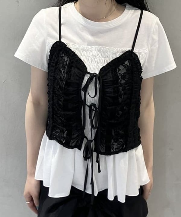 須賀さんの「BEAMS WOMEN｜シャーリング キリカエ Tシャツ」を使ったコーディネート