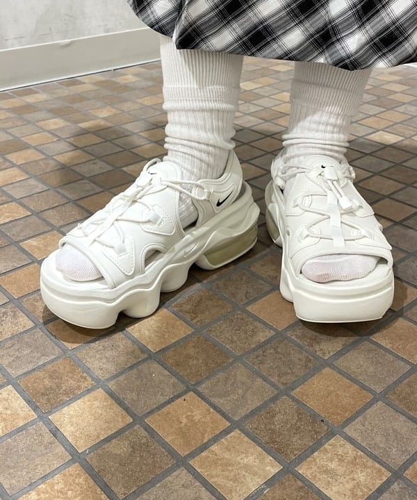 まゆちゃんさんの「BEAMS WOMEN｜チェック プリーツ スカート」を使ったコーディネート