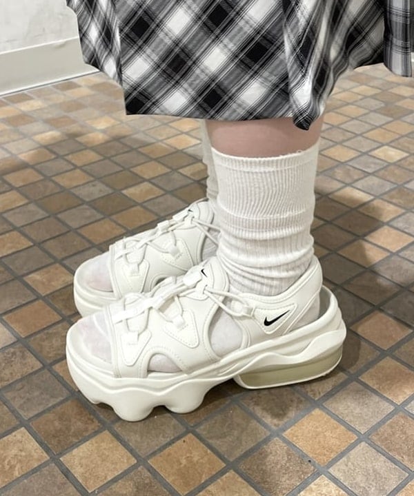 まゆちゃんさんの「BEAMS WOMEN｜チェック プリーツ スカート」を使ったコーディネート