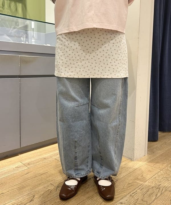 ヒナさんの「BEAMS WOMEN｜【別注】Champion / ショートスリーブ Tシャツ」を使ったコーディネート