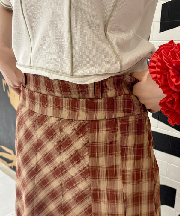 ヒカリさんの「BEAMS WOMEN｜チェック プリーツ スカート」を使ったコーディネート