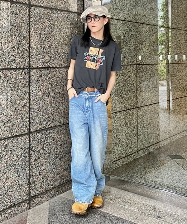 はるひむさんの「BEAMS WOMEN｜【別注】GOOD ROCK SPEED / MUSIC Tシャツ」を使ったコーディネート
