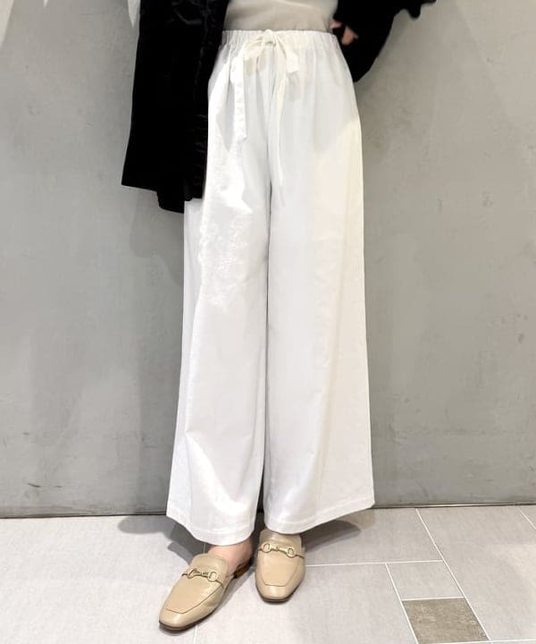 ヒライさんの「BEAMS WOMEN｜ウエストリボン ドライ パンツ」を使ったコーディネート