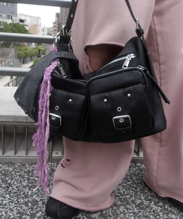 むりょさんの「BEAMS WOMEN｜スター ダメージ キャップ」を使ったコーディネート