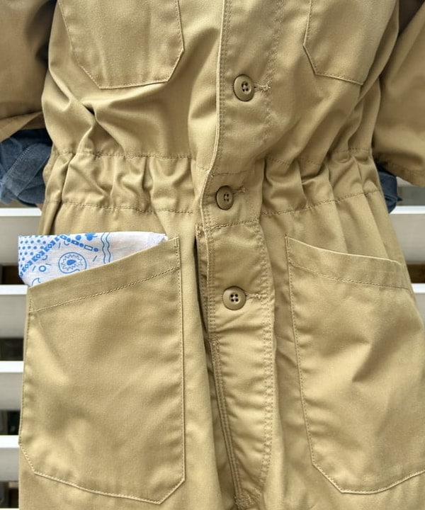 MATSUMOTO AMIさんの「BEAMS WOMEN｜BUZZ RICKSON'S / 別注 シャンブレー ロングスリーブ シャツ」を使ったコーディネート