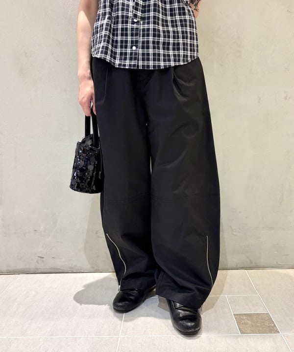 amaさんの「BEAMS WOMEN｜blicenscell / sequin buscket バッグ」を使ったコーディネート