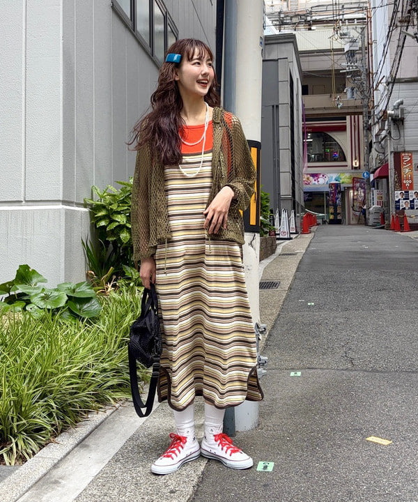 み　う　ちさんの「BEAMS WOMEN｜マルチボーダー ワンピース」を使ったコーディネート