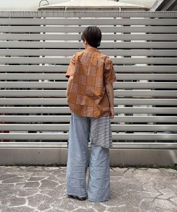 森川 夏衣さんの「BEAMS WOMEN｜BEAMS BOY / イレギュラー カット バンダナ」を使ったコーディネート