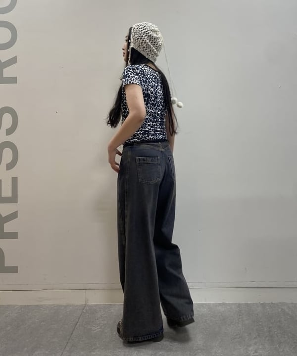 ayaさんの「BEAMS WOMEN｜オーバーダイ デニム パンツ」を使ったコーディネート