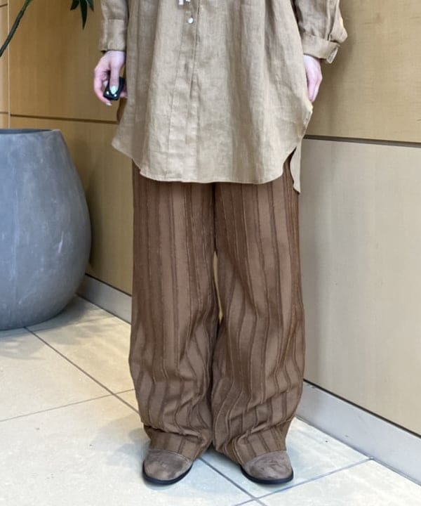 Hazukiさんの「BEAMS WOMEN｜ストライプ ジャカード ワイド パンツ」を使ったコーディネート