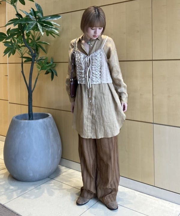 Hazukiさんの「BEAMS WOMEN｜ストライプ ジャカード ワイド パンツ」を使ったコーディネート