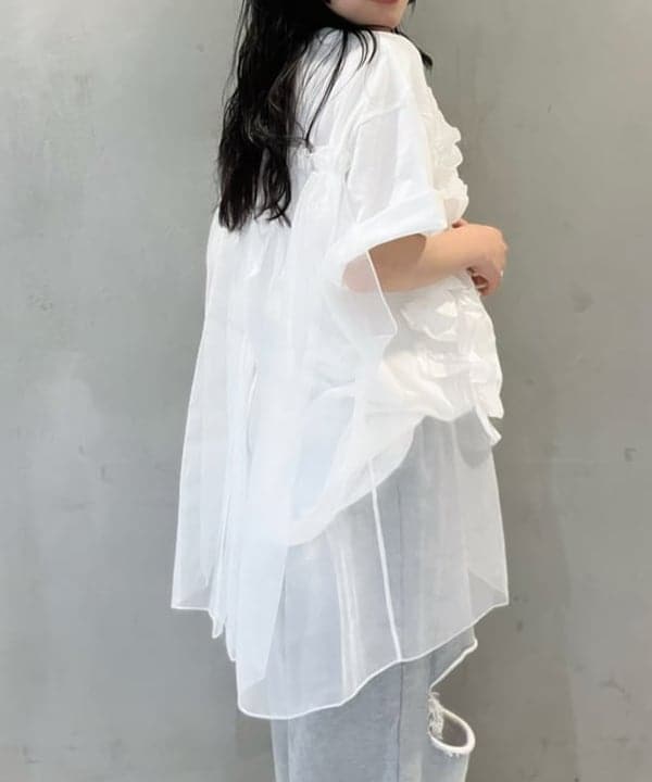 須賀さんの「BEAMS WOMEN｜ダメージ スウェット パンツ」を使ったコーディネート