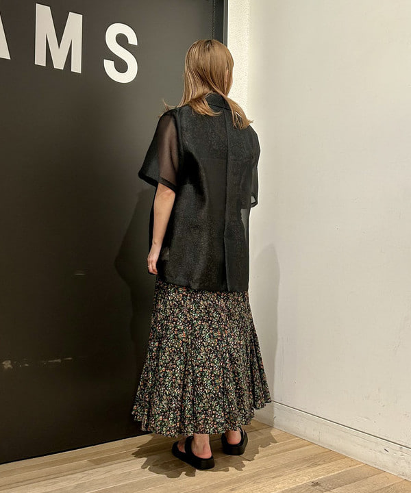 早川 萌子さんの「BEAMS WOMEN｜デニム ジップ ビスチェ」を使ったコーディネート