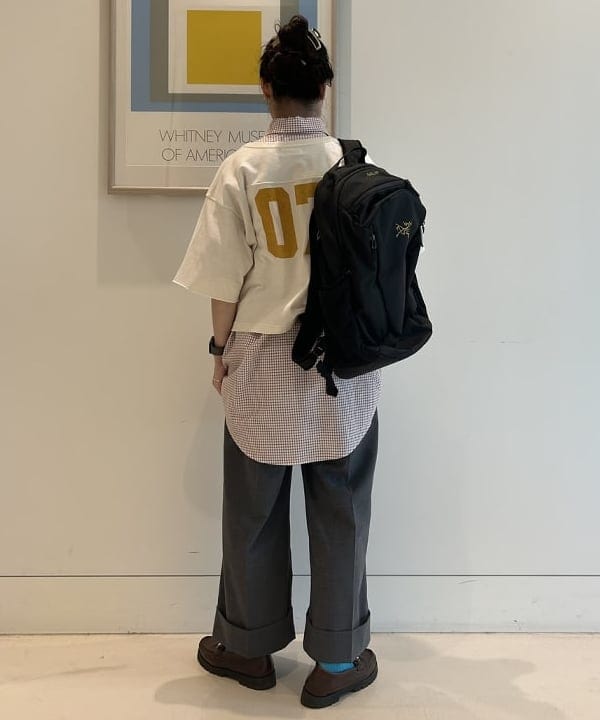 清水 彩乃さんの「BEAMS WOMEN｜ペーパー ライク ベルト」を使ったコーディネート