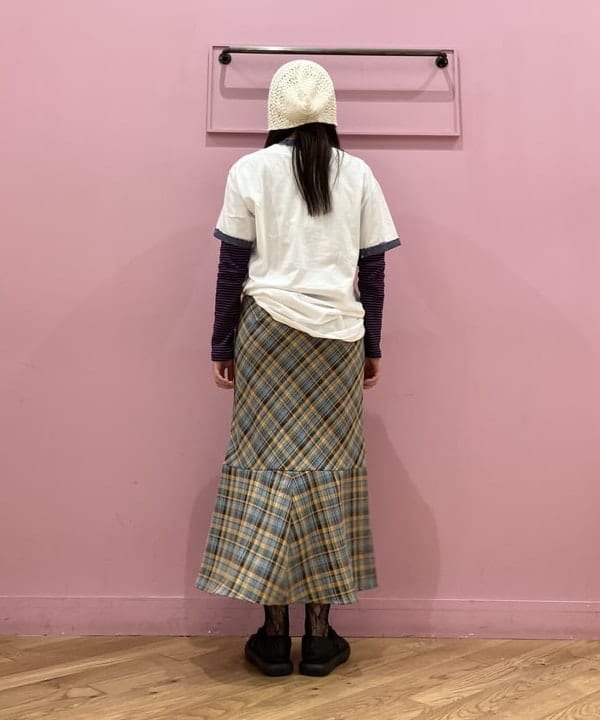 晶さんの「BEAMS WOMEN｜チェック キリカエ マーメイド スカート」を使ったコーディネート