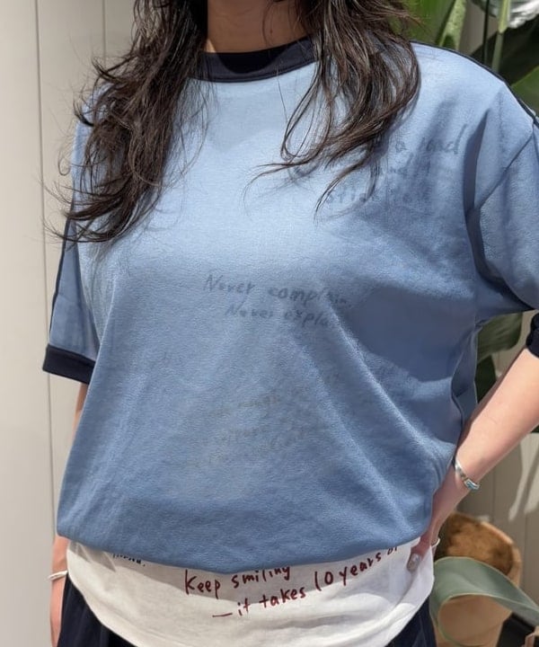 ナガオカ サキさんの「BEAMS WOMEN｜サイド ボタン スポーツ スカート」を使ったコーディネート