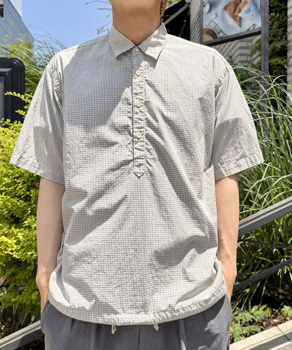 配島 孝明さんの「BEAMS WOMEN｜ドライ 2プリーツ イージーパンツ」を使ったコーディネート