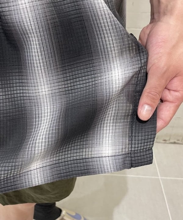 マツミヤさんの「BEAMS WOMEN｜オンブレ チェック ルーズ シャツ」を使ったコーディネート