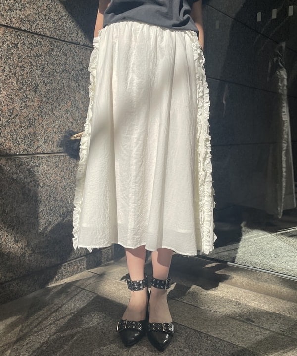 加歩さんの「BEAMS WOMEN｜【別注】GOOD ROCK SPEED / MUSIC Tシャツ」を使ったコーディネート