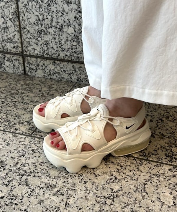 大槻 まひろさんの「BEAMS WOMEN｜」を使ったコーディネート