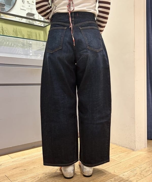 ヒナさんの「BEAMS WOMEN｜【別注】BEAURE / ボストンバッグ M」を使ったコーディネート