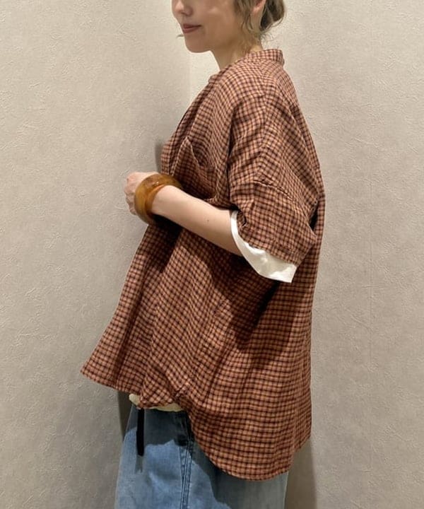 小原 もこさんの「BEAMS WOMEN｜ARROW NOVELTY / コンチョ ベルト 22FW」を使ったコーディネート