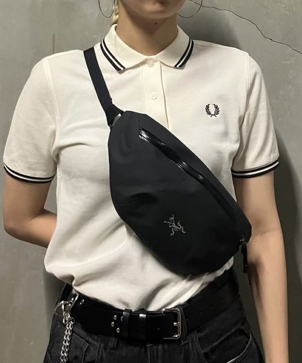 シマダリツコさんの「BEAMS WOMEN｜ARC'TERYX / Granville Crossbody Bag」を使ったコーディネート