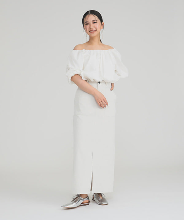 佐藤 美樹さんの「BEAMS WOMEN｜2WAY オフショルダーブラウス」を使ったコーディネート