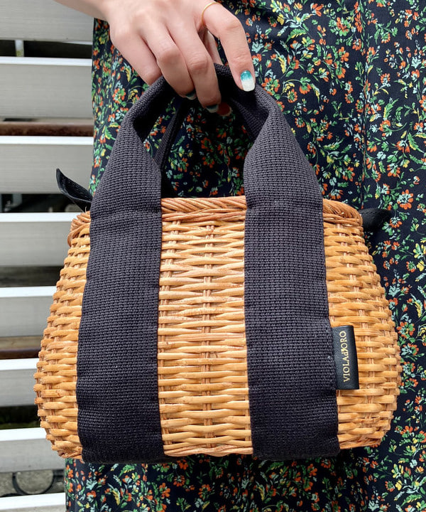 イナダさんの「BEAMS WOMEN｜パンチング バレエ シューズ」を使ったコーディネート