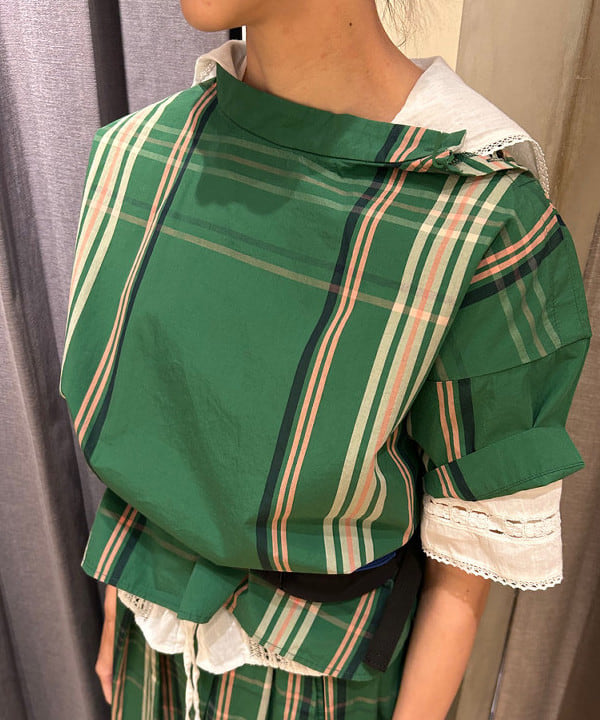 MATSUMOTO AMIさんの「BEAMS WOMEN｜スラブ ミックス ソックス」を使ったコーディネート