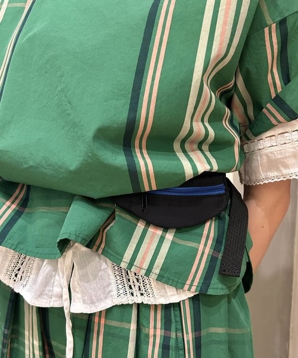 MATSUMOTO AMIさんの「BEAMS WOMEN｜スラブ ミックス ソックス」を使ったコーディネート