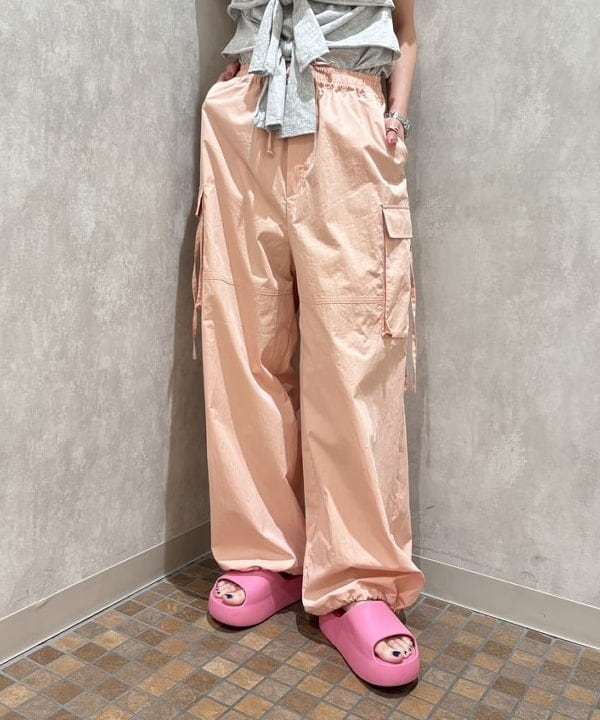 はやしあかねさんの「BEAMS WOMEN｜フロント リボン ノースリーブ トップス」を使ったコーディネート