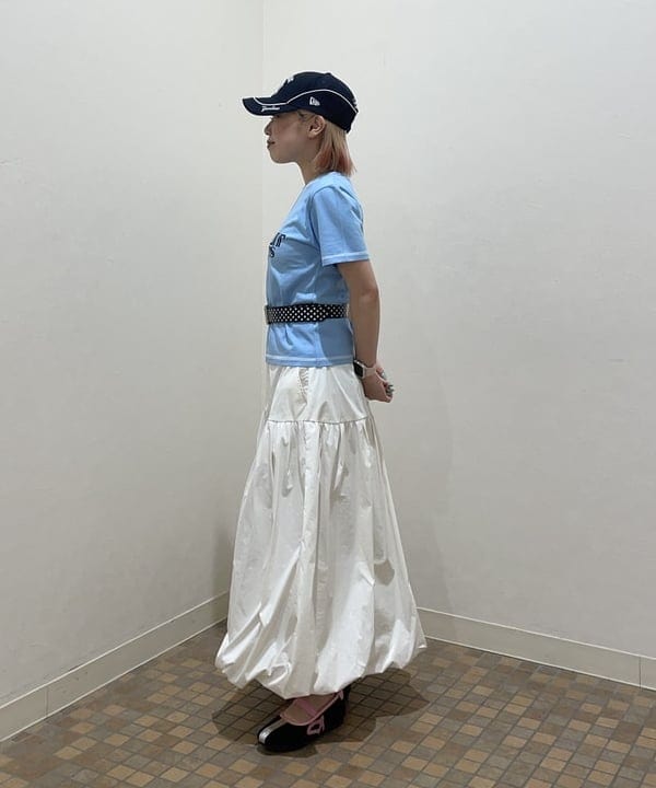 まゆちゃんさんの「BEAMS WOMEN｜グロッシー バルーン スカート」を使ったコーディネート