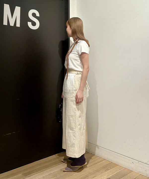 早川 萌子さんの「BEAMS WOMEN｜フリンジ 2way タイト スカート」を使ったコーディネート