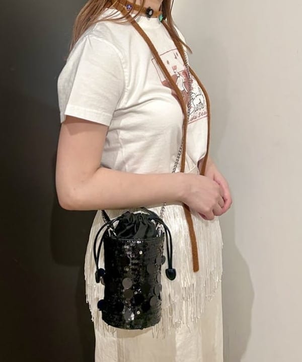 早川 萌子さんの「BEAMS WOMEN｜フリンジ 2way タイト スカート」を使ったコーディネート