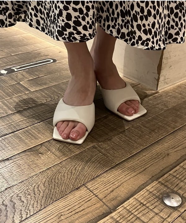 nodokaさんの「BEAMS WOMEN｜フォレスト Vネック フレアワンピース」を使ったコーディネート