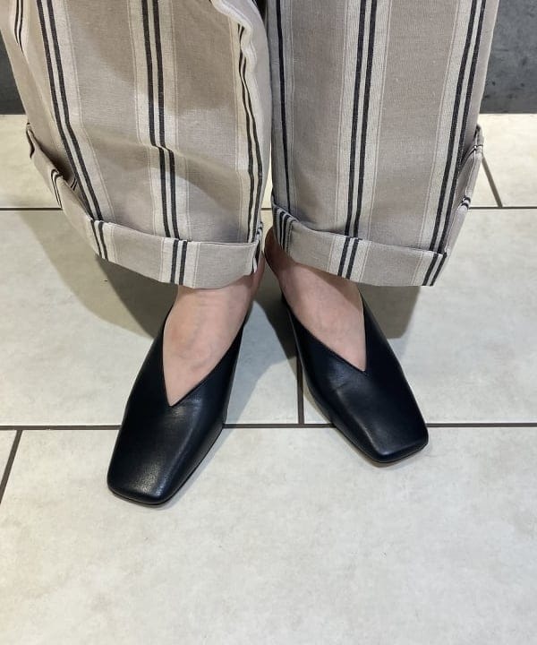 菜月さんの「BEAMS WOMEN｜レザーミュール .M」を使ったコーディネート