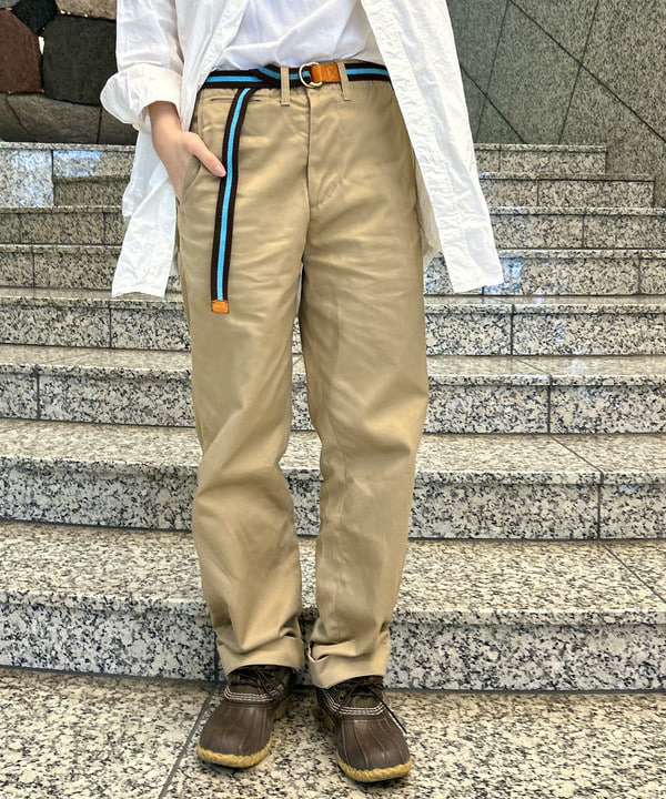 小原 もこさんの「BEAMS WOMEN｜【別注】NEW ERA / 950 スナップ バック 2トーン キャップ」を使ったコーディネート