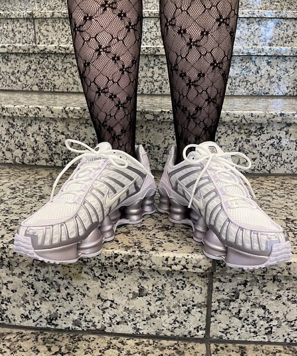 まゆちゃんさんの「BEAMS WOMEN｜メッシュ シャイニー バッグ」を使ったコーディネート