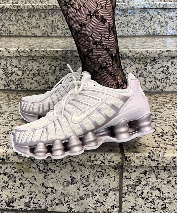 まゆちゃんさんの「BEAMS WOMEN｜メッシュ シャイニー バッグ」を使ったコーディネート