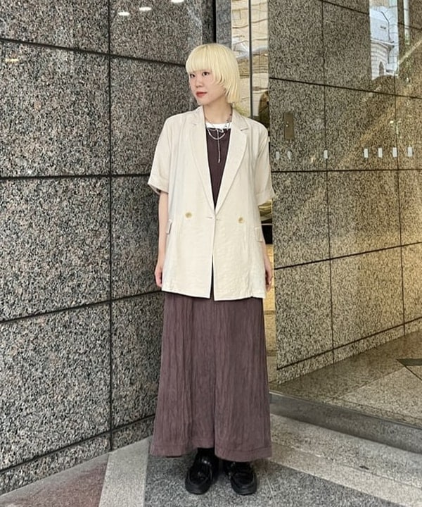 あさひさんの「BEAMS WOMEN｜ダブルブレスト ハーフスリーブ ジャケット」を使ったコーディネート