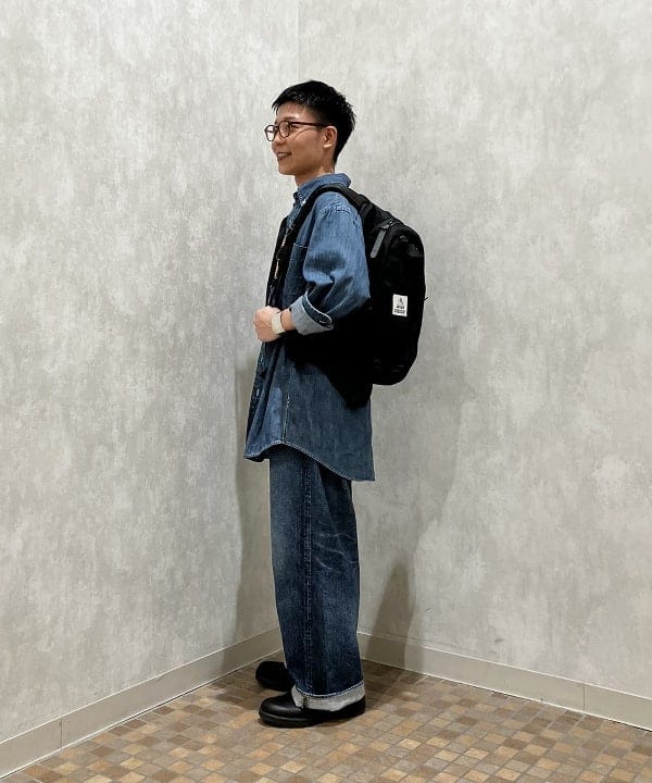 土田 達也さんの「BEAMS WOMEN｜【別注】orSlow / ワイド フィット デニム パンツ」を使ったコーディネート