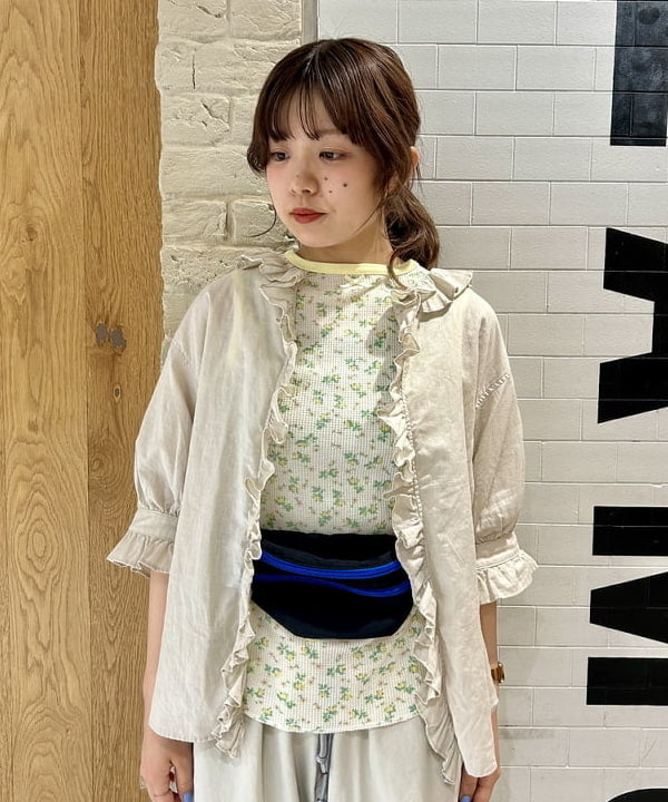 ナツハさんの「BEAMS WOMEN｜BEAMS BOY / ミリタリー リブ ロングソックス」を使ったコーディネート