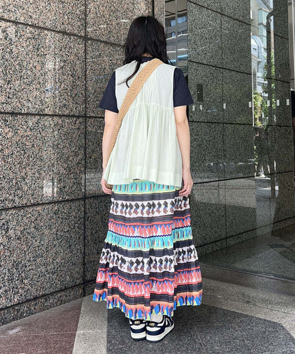 Sakiさんの「BEAMS WOMEN｜セミノール プリント スカート」を使ったコーディネート